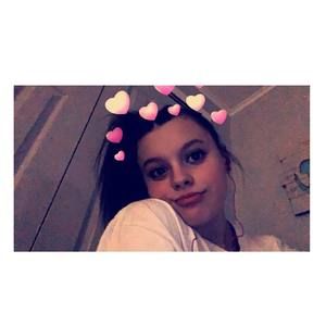 Meet your Posher, Mia